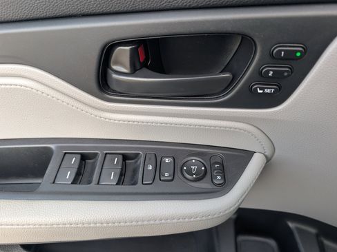 Used 2019 Honda Odyssey EX-L image 23