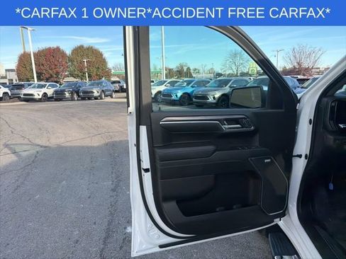 Used 2024 Chevrolet Silverado 1500 LTZ image 27