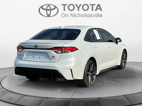 Used 2025 Toyota Corolla SE FWD image 5