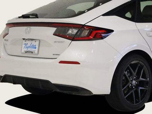 Used 2025 Honda Civic Sport image 7