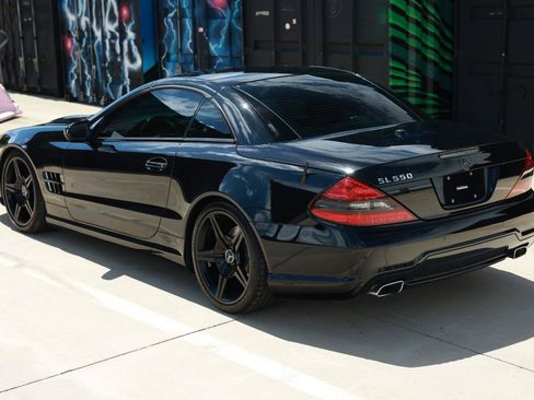 Used 2009 Mercedes-Benz SL 550 w/ Premium I Pkg image 5