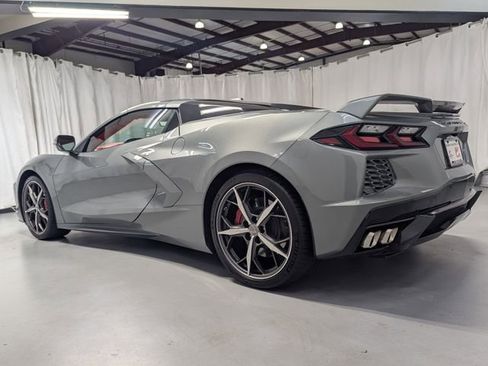 Used 2023 Chevrolet Corvette Stingray Premium Conv w/ Z51 Performance Package image 4