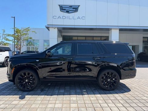 Used 2025 Cadillac Escalade Sport Platinum w/ LPO, ONYX Package AWD/4WD image 1