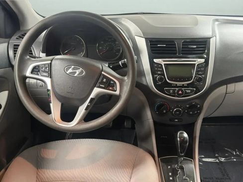 Used 2012 Hyundai Accent GLS w/ Premium Pkg 3 FWD image 10