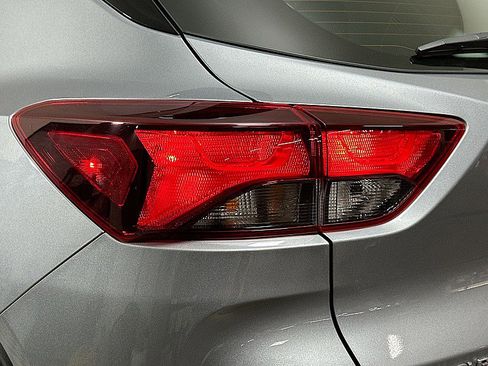 Used 2023 Chevrolet TrailBlazer LS image 23