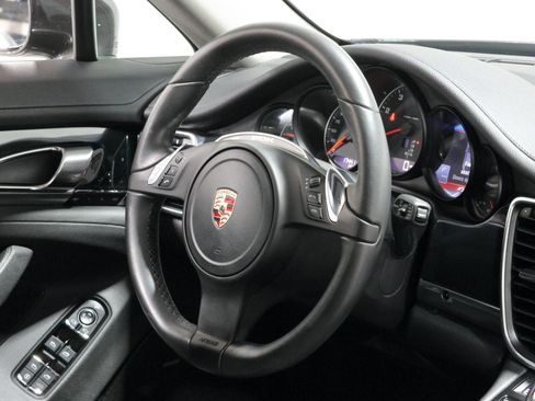 Used 2011 Porsche Panamera image 57