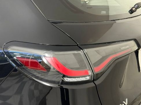 Used 2025 Honda HR-V LX image 12