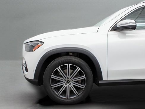 Used 2024 Mercedes-Benz GLE 350 4MATIC image 32