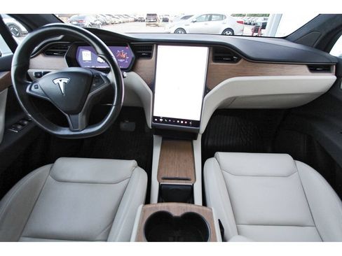 Used 2020 Tesla Model X Long Range AWD/4WD image 10