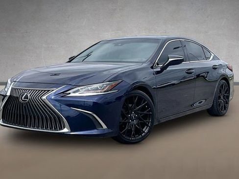 Used 2019 Lexus ES 350 Ultra Luxury w/ Accessory Package FWD image 1
