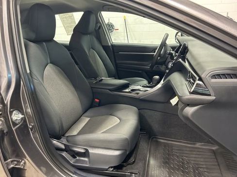 Used 2023 Toyota Camry LE FWD image 12