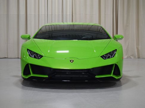 Used 2020 Lamborghini Huracan EVO image 9