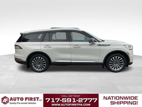 Used 2020 Lincoln Aviator Reserve w/ Equipment Group 201A AWD/4WD image 3
