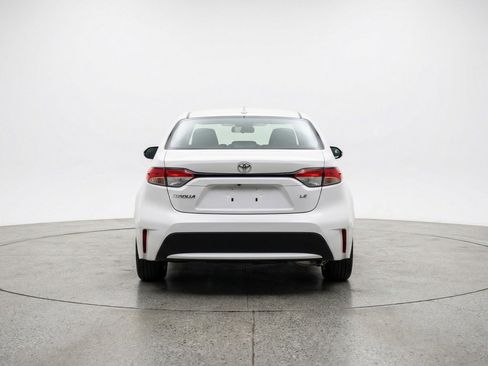 Used 2025 Toyota Corolla LE image 7