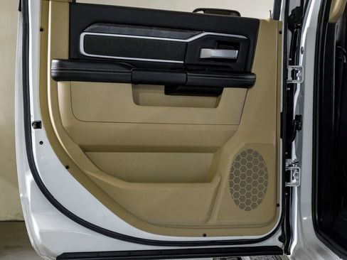 Used 2022 RAM 3500 Big Horn image 35