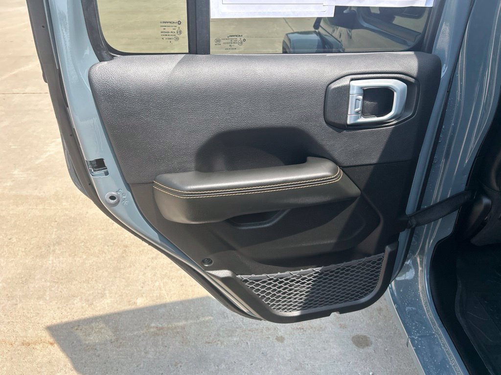 Used 2026 Jeep Gladiator Sport AWD/4WD image 17