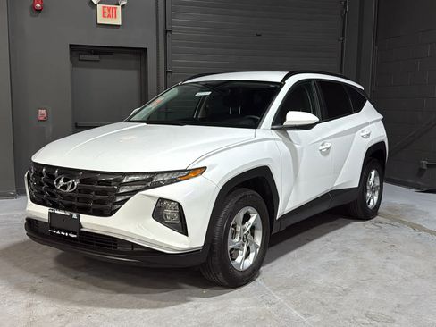 Used 2024 Hyundai Tucson SEL AWD/4WD image 3