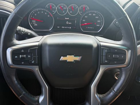 Used 2020 Chevrolet Silverado 1500 LT w/ All-Star Edition AWD/4WD image 18
