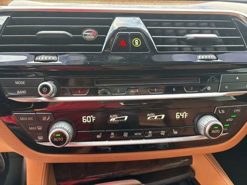 Used 2018 BMW 640i Gran Turismo xDrive image 17