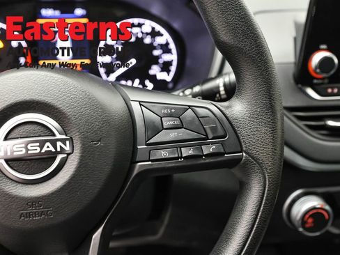 Used 2023 Nissan Altima 2.5 S FWD image 15