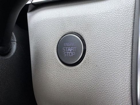 Certified 2022 Kia Sorento S image 22