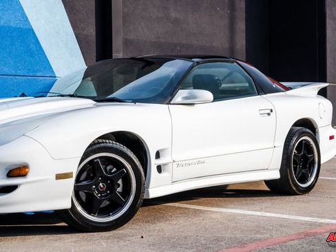 Used 2002 Pontiac Firebird Trans Am image 38