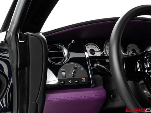 Used 2016 Rolls-Royce Wraith RWD image 27