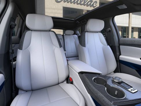 New 2026 Cadillac Optiq Sport 1 image 16