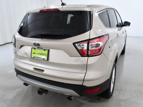 Used 2017 Ford Escape SE image 12