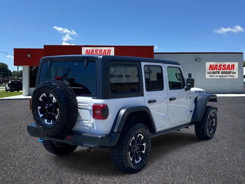 Used 2024 Jeep Wrangler Unlimited Rubicon 4xe AWD/4WD image 4