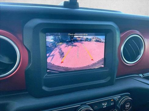 Used 2020 Jeep Wrangler Rubicon w/ LED Lighting Group image 20