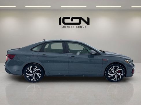 Used 2023 Volkswagen Jetta GLI Autobahn image 6