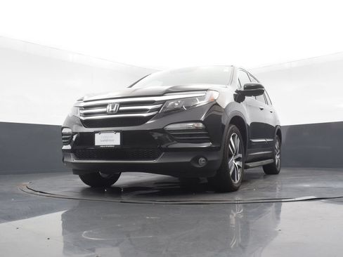 Used 2017 Honda Pilot Touring image 49