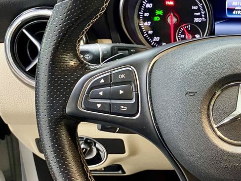 Used 2019 Mercedes-Benz GLA 250 4MATIC image 23