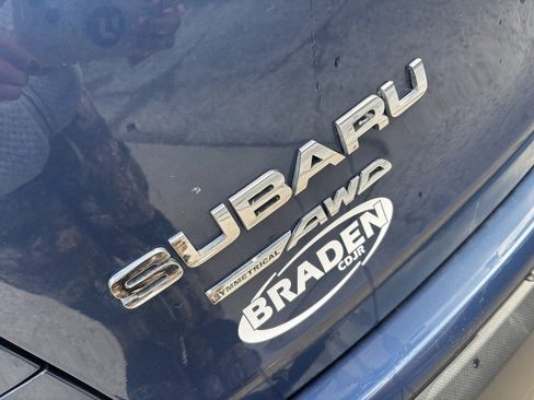 Used 2021 Subaru Ascent Premium w/ Convenience Package image 9