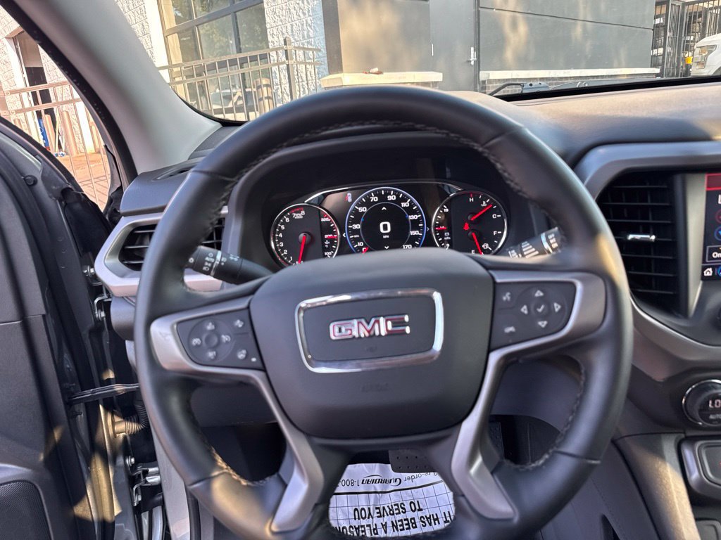 Used 2023 GMC Acadia AT4 w/ Technology Package AWD/4WD image 14