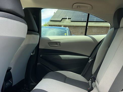 Used 2024 Toyota Corolla LE FWD image 22