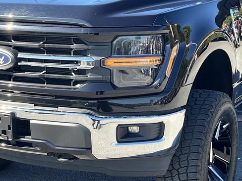 Used 2024 Ford F150 XLT image 11