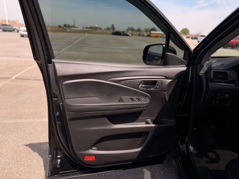 Used 2021 Honda Pilot Special Edition image 10