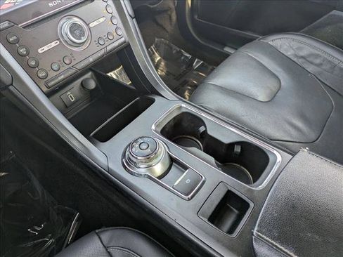 Used 2017 Ford Fusion Titanium image 12