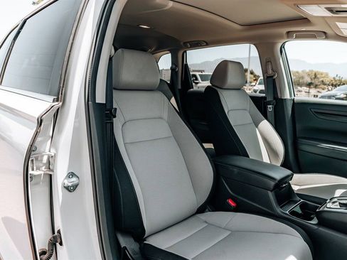 Used 2025 Honda CR-V EX image 55