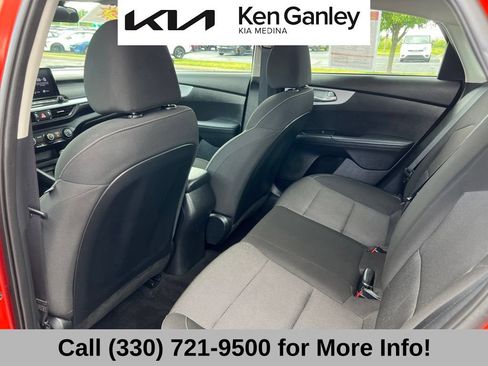 Certified 2023 Kia Forte LXS w/ LXS Technology Package FWD image 44