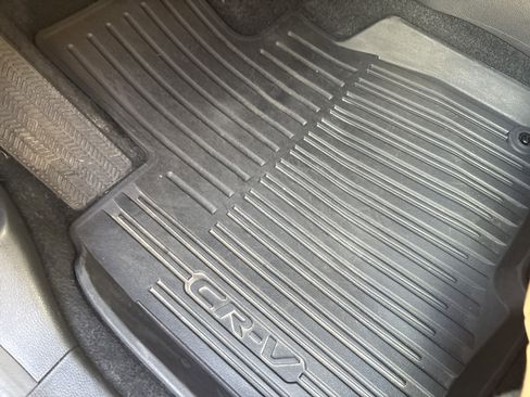 Used 2020 Honda CR-V Touring image 17