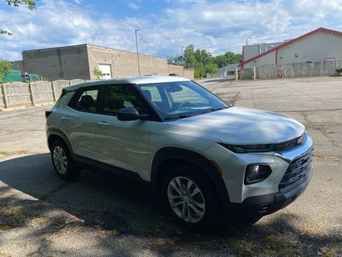 Used 2022 Chevrolet TrailBlazer LS FWD image 7