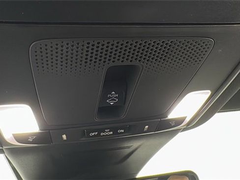 Used 2025 Honda CR-V Sport Touring image 32