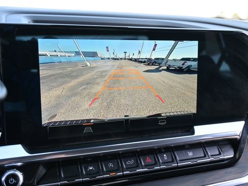 Used 2025 GMC Sierra 1500 SLT image 24