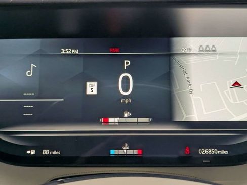 Used 2023 Land Rover Range Rover SE image 18