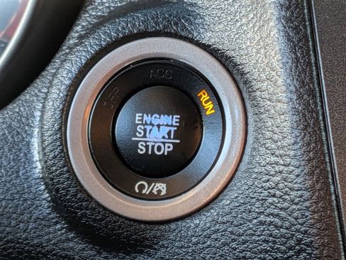 Used 2017 Dodge Journey Crossroad image 23