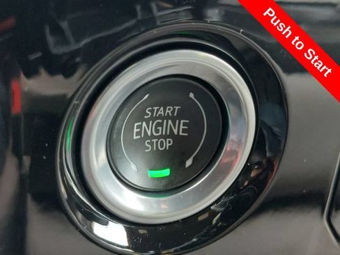 Used 2023 Chevrolet Silverado 1500 LT AWD/4WD image 28