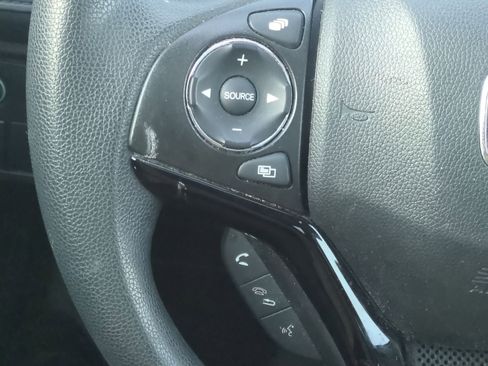 Certified 2022 Honda HR-V EX image 25